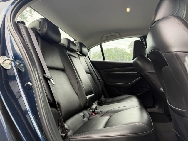 Used 2021 MAZDA MAZDA3 s FWD image 14