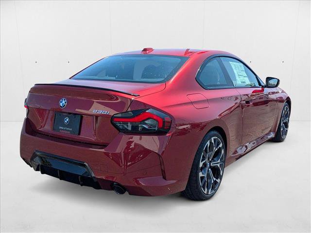 Used 2025 BMW 230i Coupe w/ M Sport Package video 2