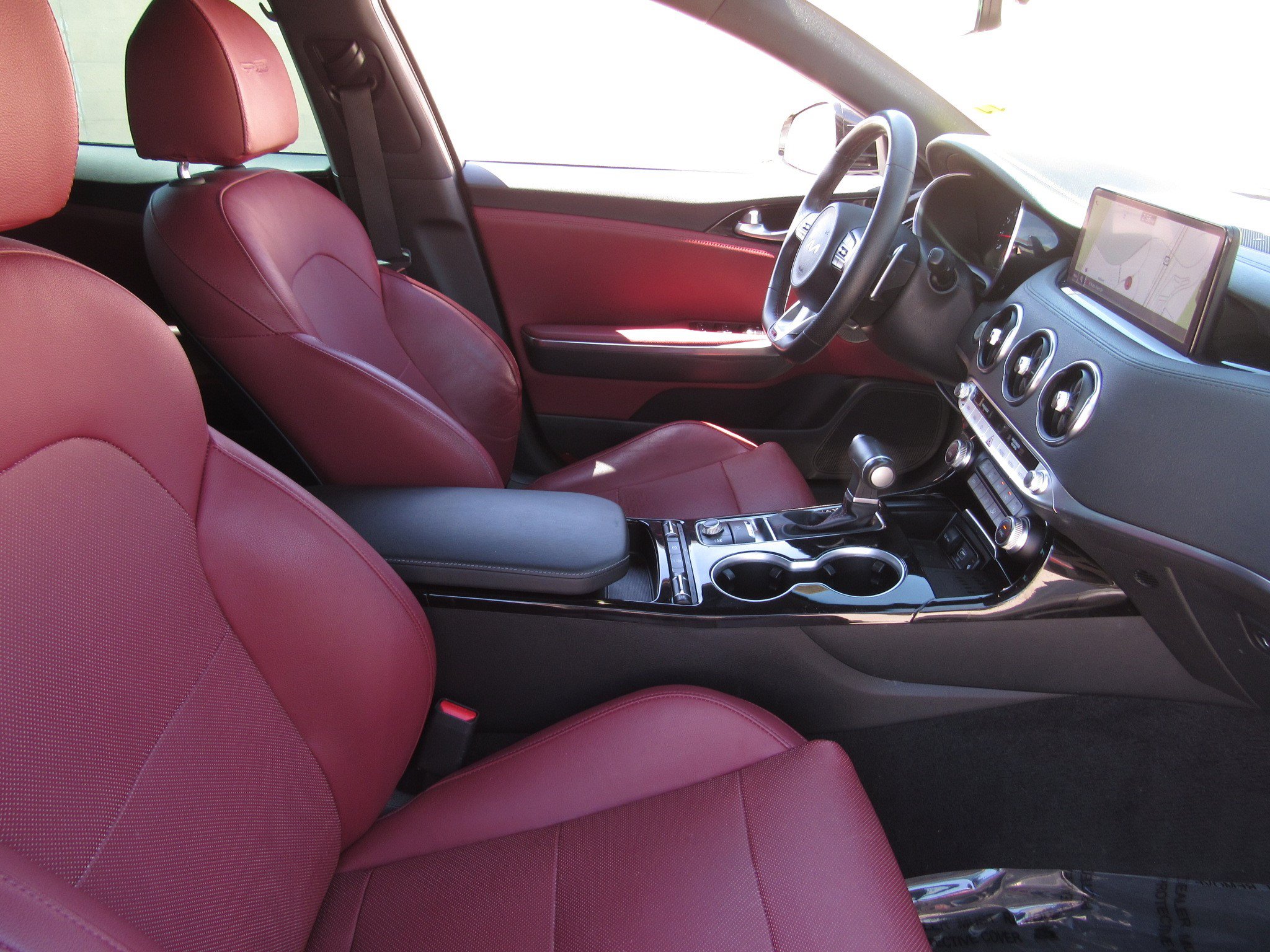 Used 2022 Kia Stinger GT-Line w/ Sun & Sound Package RWD image 9