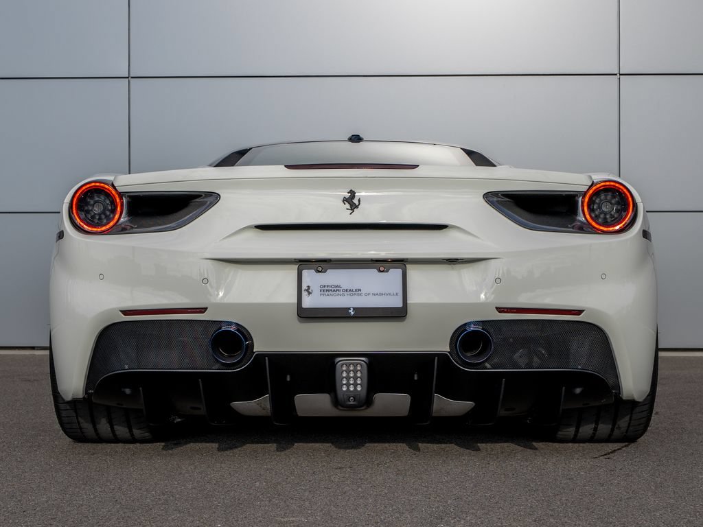 Used 2018 Ferrari 488 GTB RWD image 6
