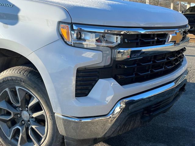 Used 2024 Chevrolet Silverado 1500 LT image 9
