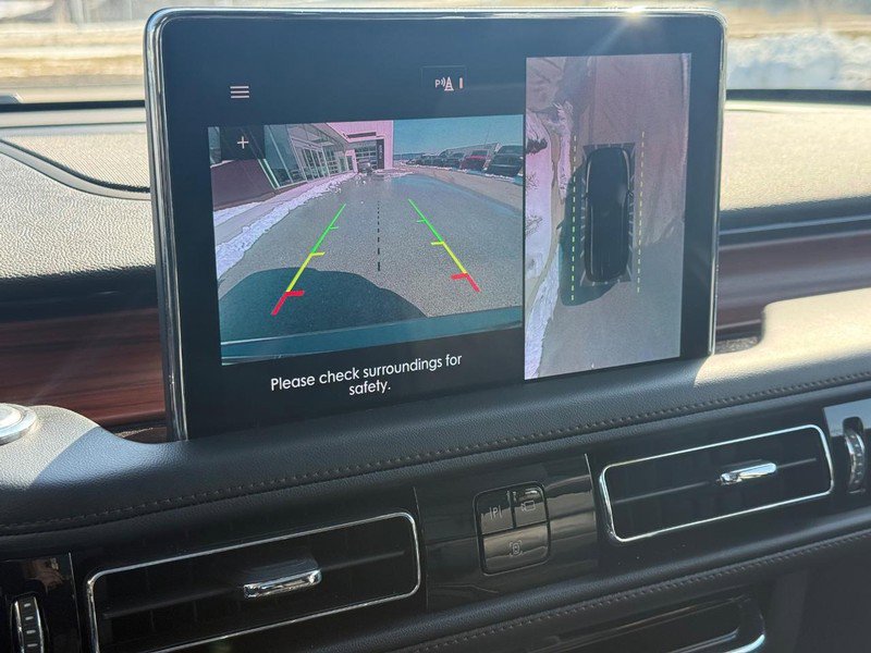 Certified 2023 Lincoln Aviator Reserve w/ Equipment Group 201A image 17