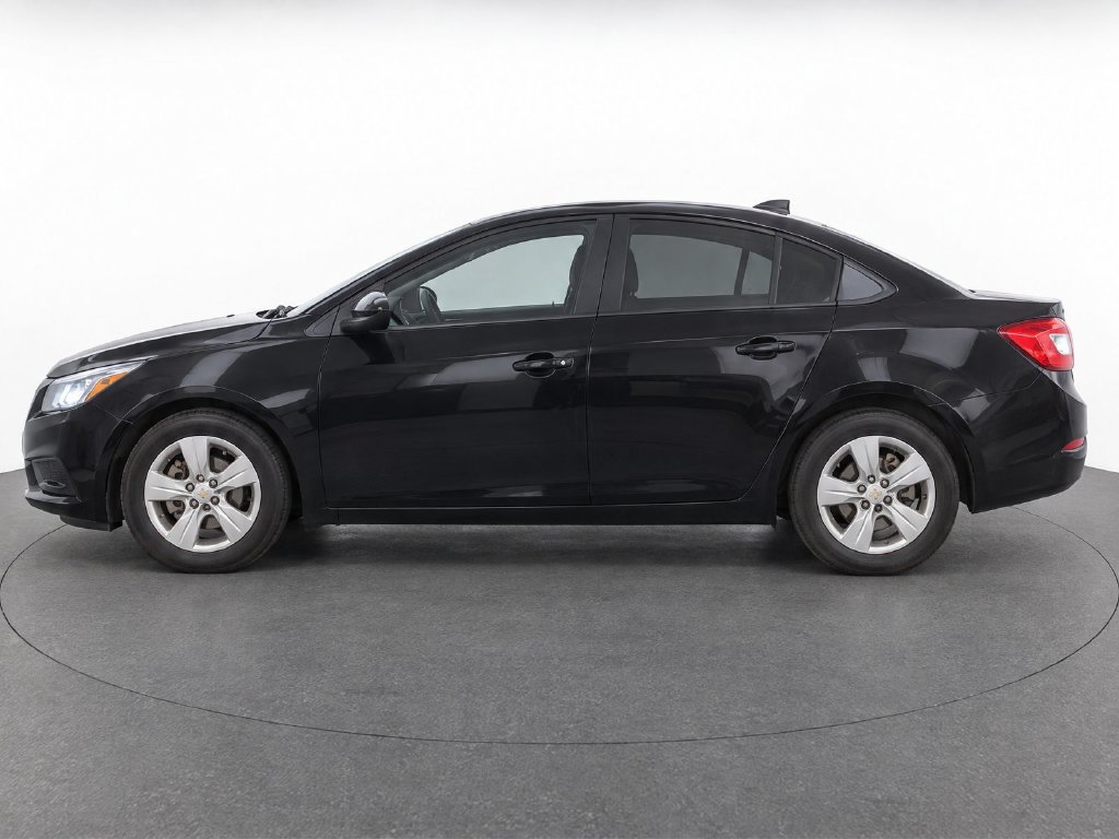 Used 2018 Chevrolet Cruze LS FWD image 6