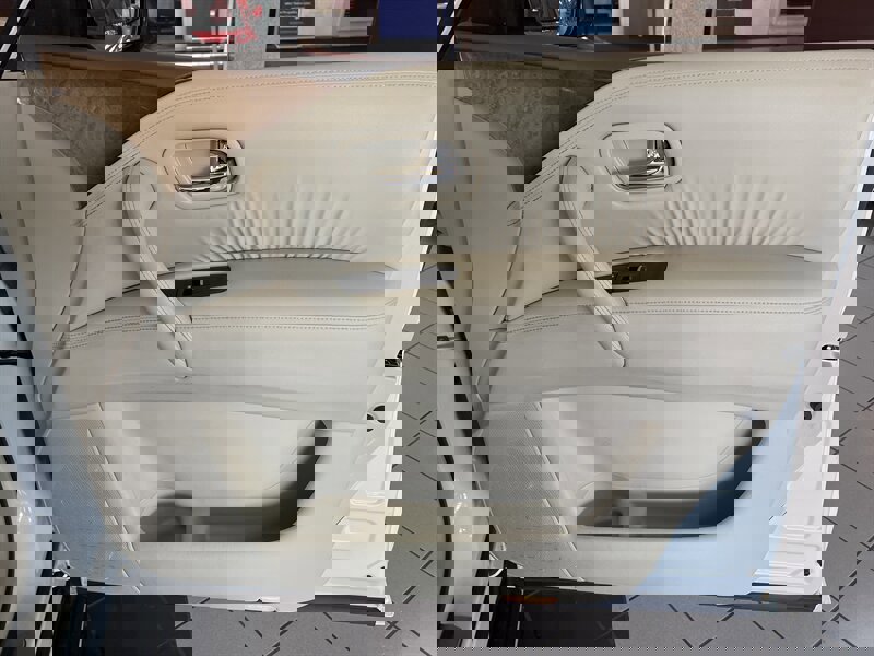 Used 2014 INFINITI QX80 2WD image 35