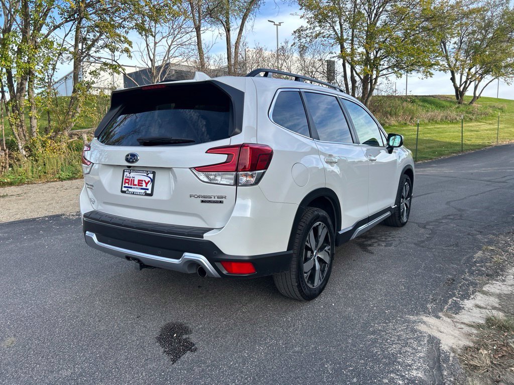 Certified 2021 Subaru Forester Touring AWD/4WD image 6