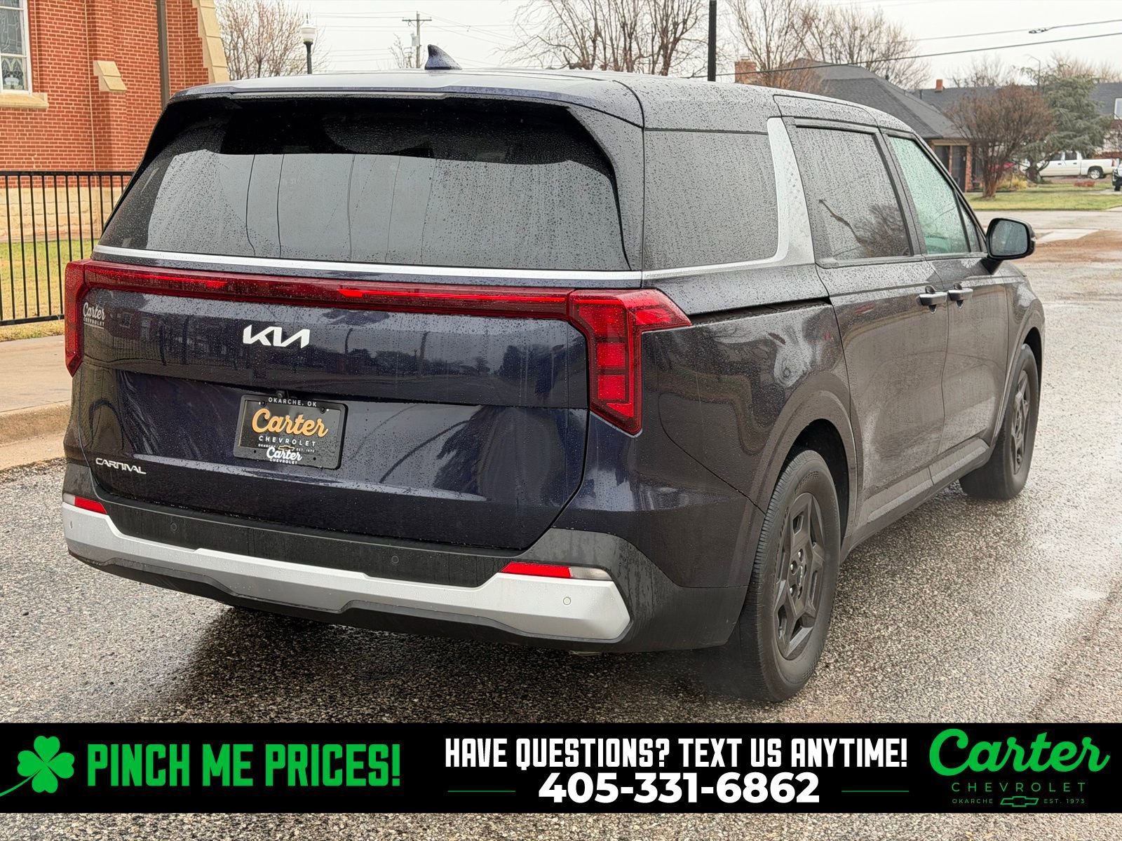 Used 2025 Kia Carnival image 12