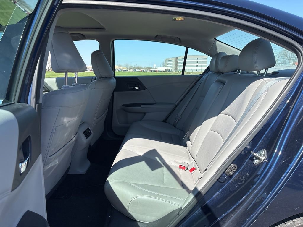 Used 2015 Honda Accord EX-L image 13