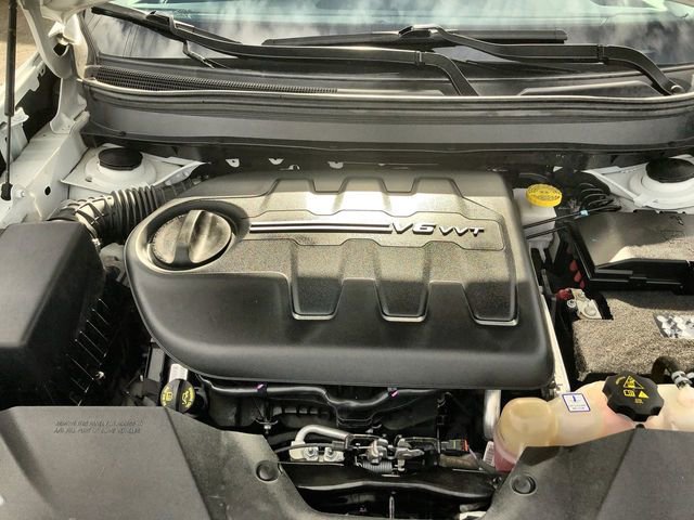 Used 2022 Jeep Cherokee Trailhawk w/ Premium Leather Package image 24
