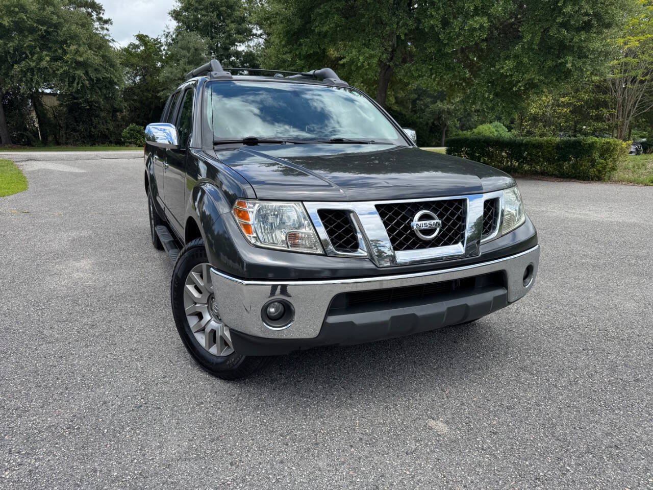 Used 2011 Nissan Frontier SL RWD image 38