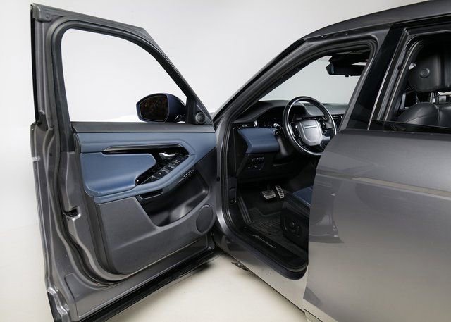 Used 2020 Land Rover Range Rover Evoque R-Dynamic SE image 23