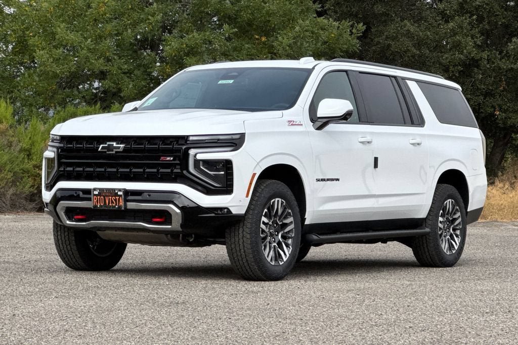 New 2026 Chevrolet Suburban Z71 w/ Comfort Package AWD/4WD image 8