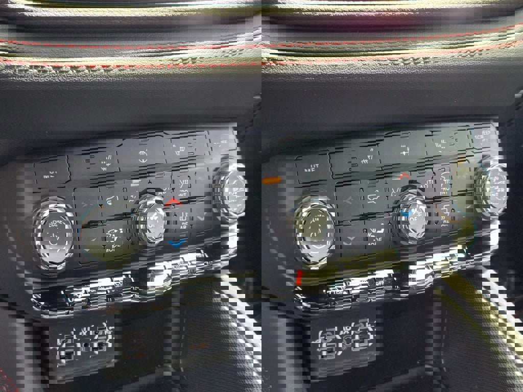 Used 2026 Dodge Durango GT image 29