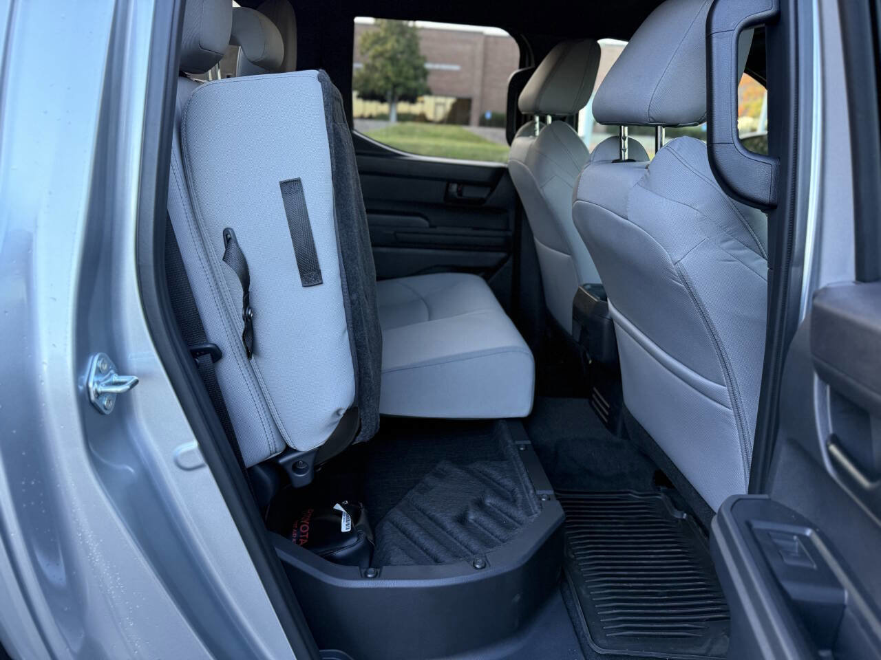 Used 2025 Toyota Tacoma SR5 image 18