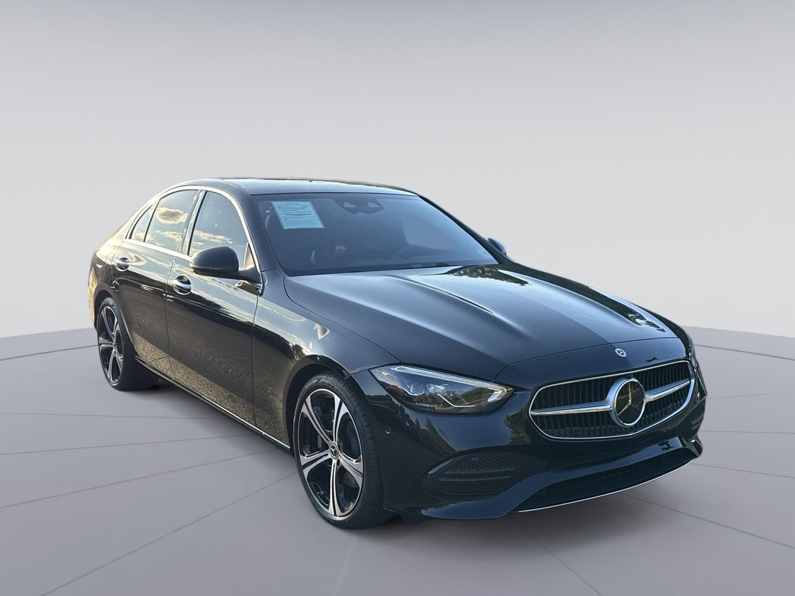 Used 2025 Mercedes-Benz C 300 4MATIC Sedan image 1