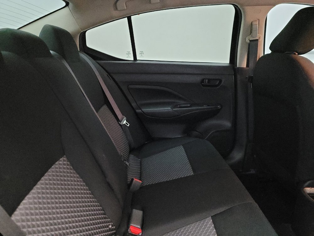 Used 2021 Nissan Versa S image 19