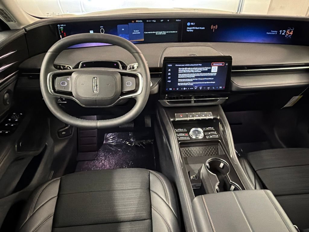 New 2026 Lincoln Nautilus Reserve AWD/4WD image 8