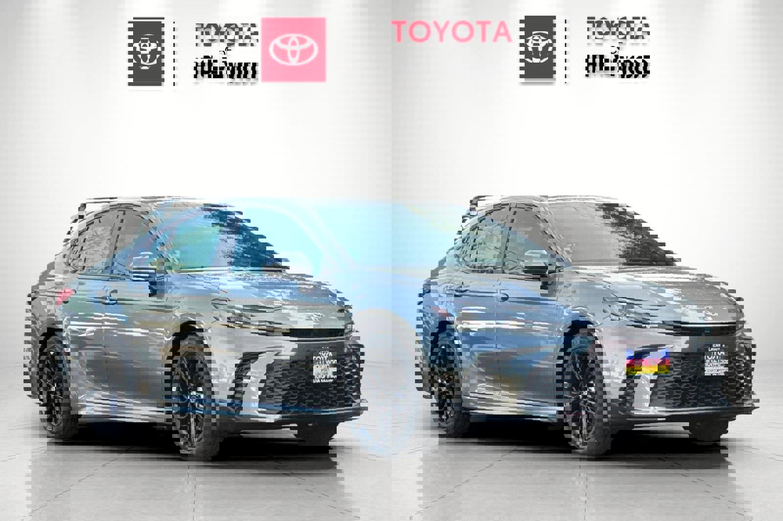 New 2026 Toyota Camry SE image 1