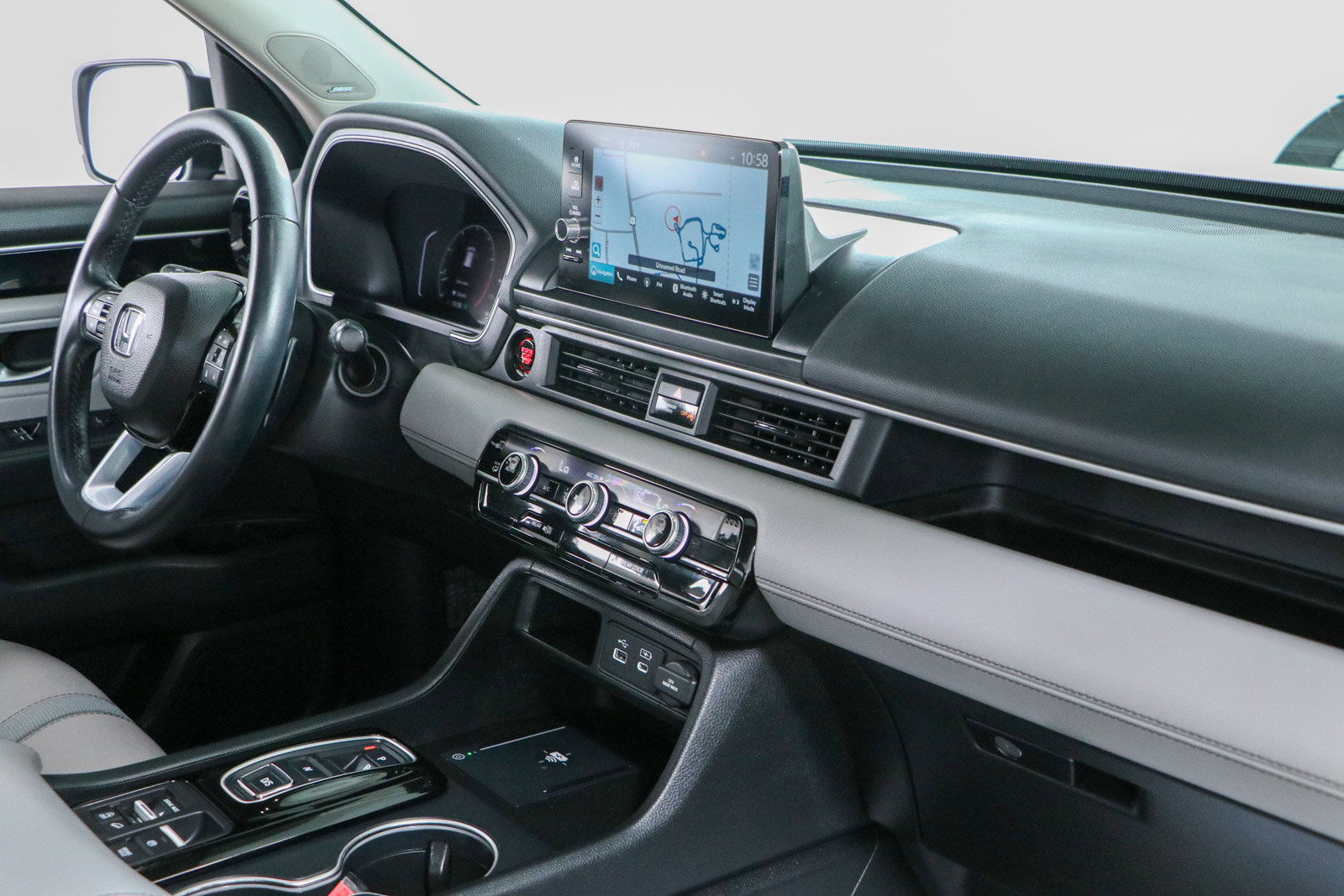 Used 2025 Honda Pilot Touring image 27