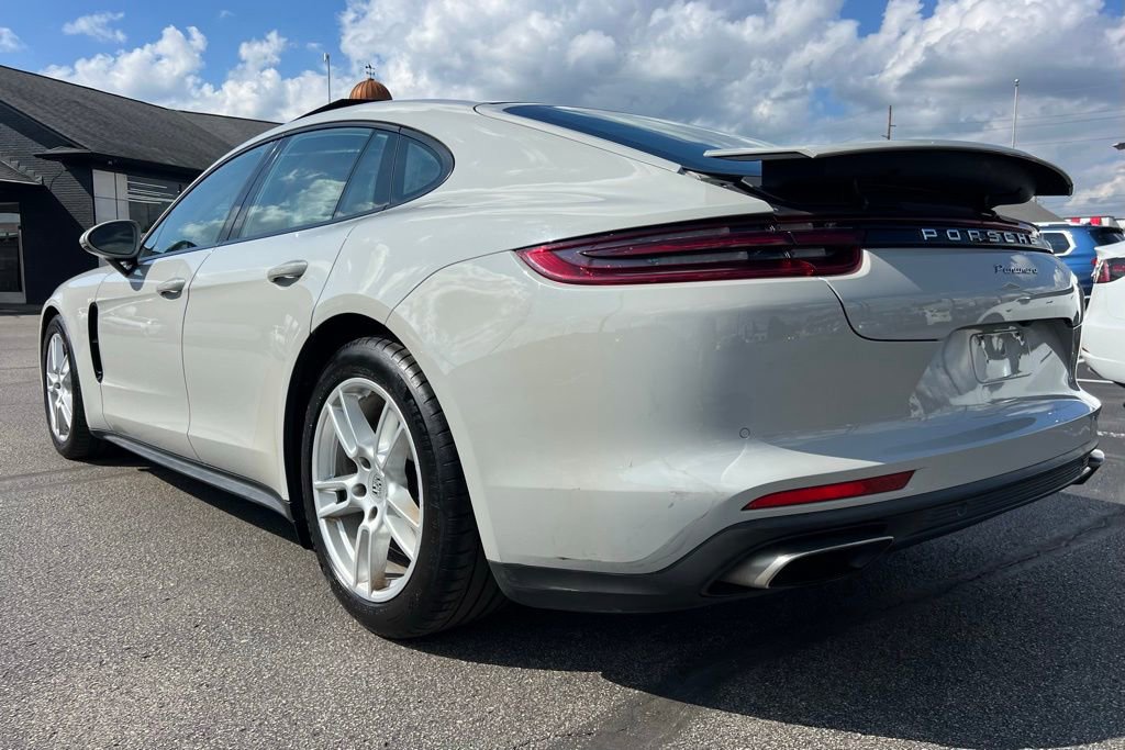 Used 2018 Porsche Panamera 4 image 5