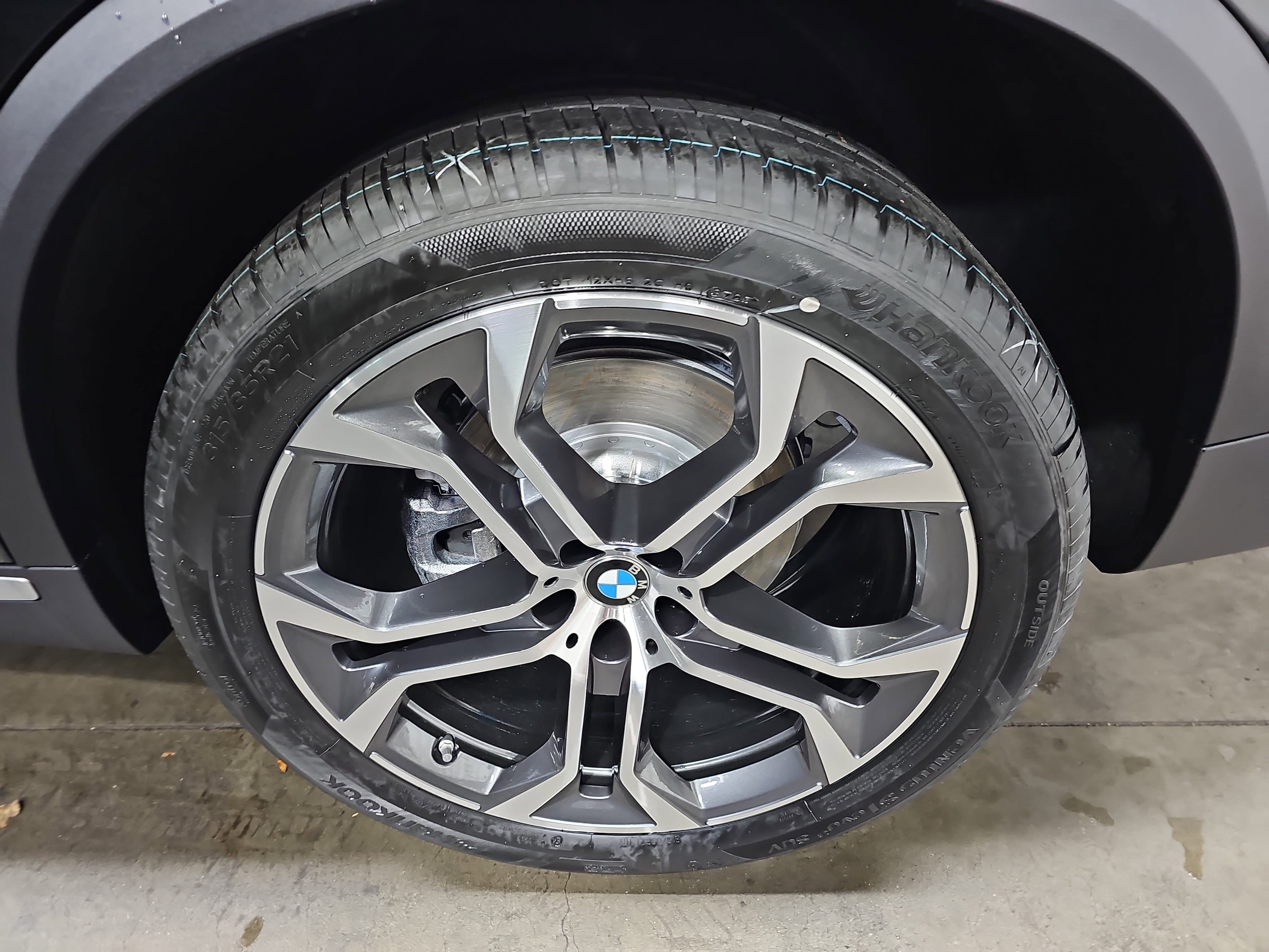 New 2026 BMW X5 xDrive40i w/ Climate Comfort Package image 36