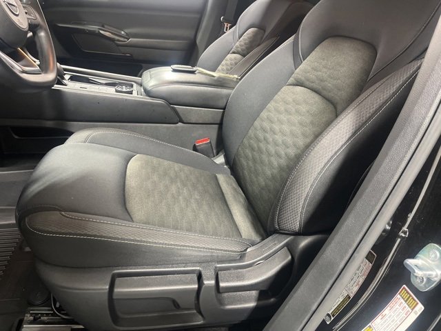 Used 2023 Nissan Pathfinder S image 7