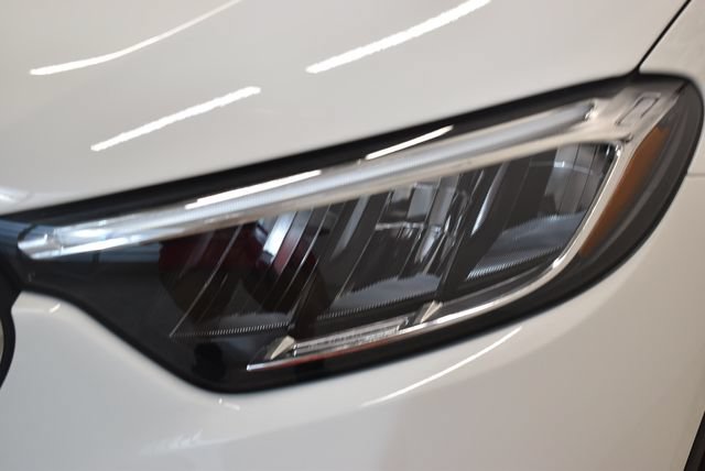 New 2027 Mercedes-Benz GLC 350e 4MATIC image 15