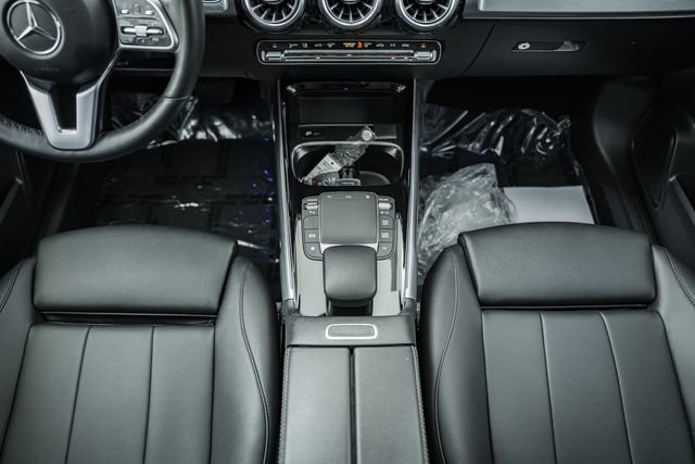 Certified 2023 Mercedes-Benz GLB 250 4MATIC image 25
