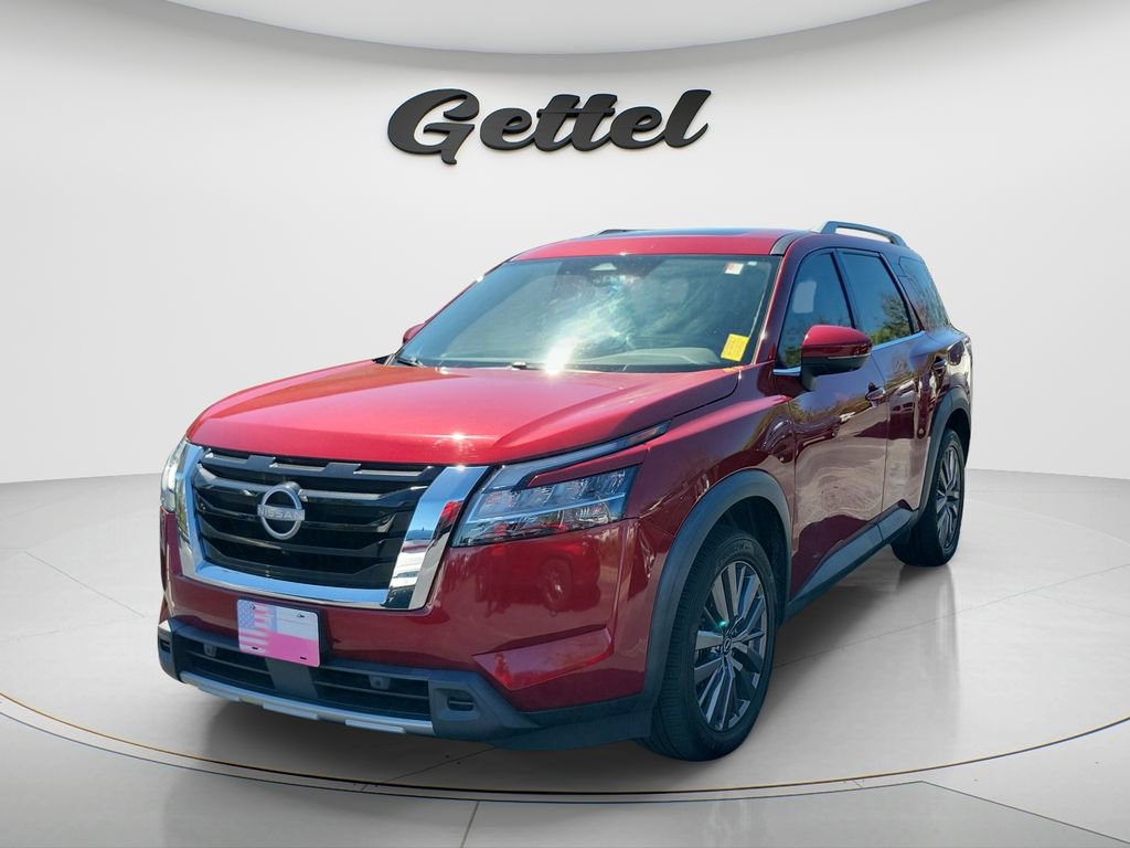 Used 2023 Nissan Pathfinder SL w/ SL Premium Package image 1