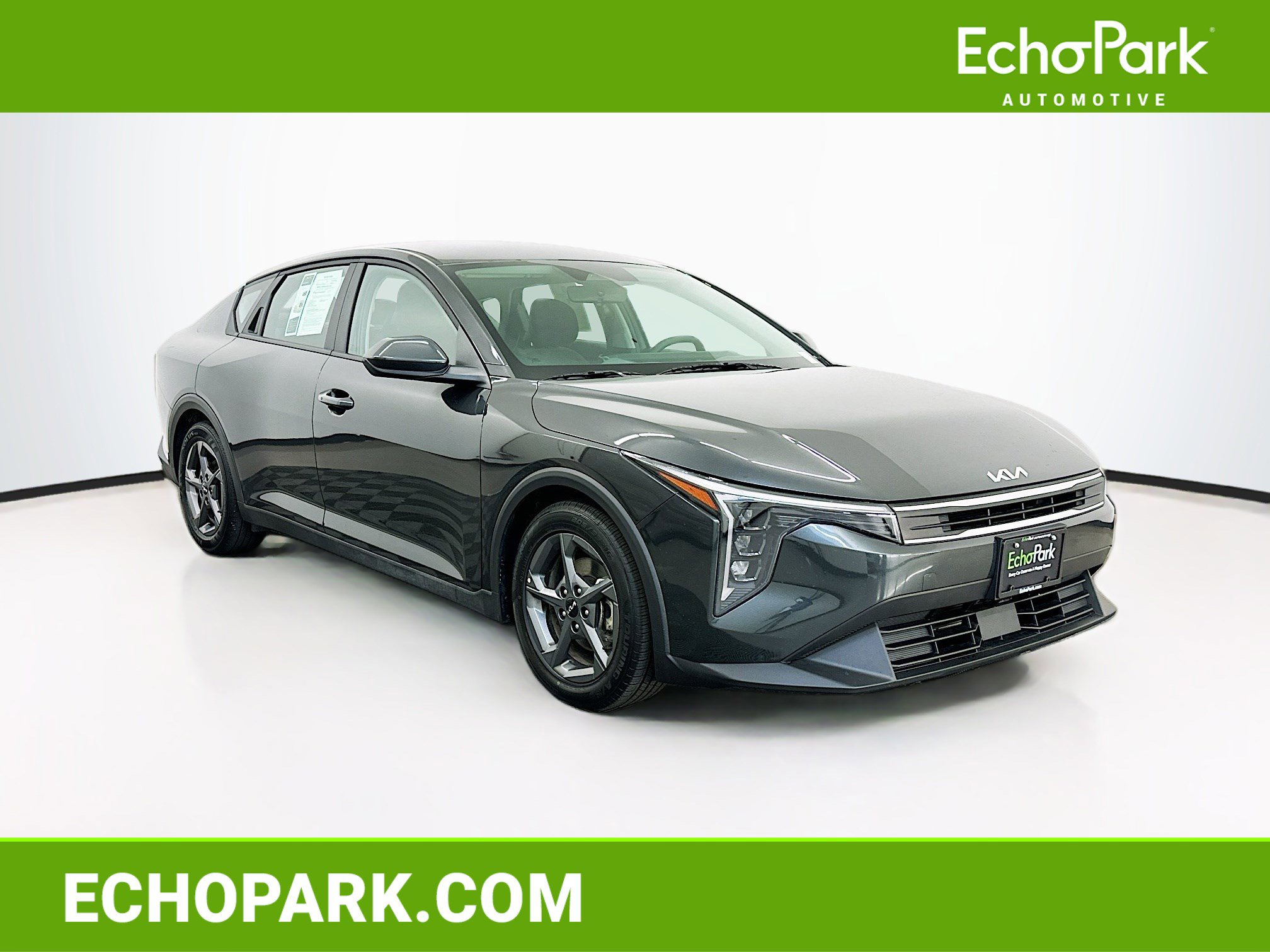 Used 2025 Kia K4 LXS image 1