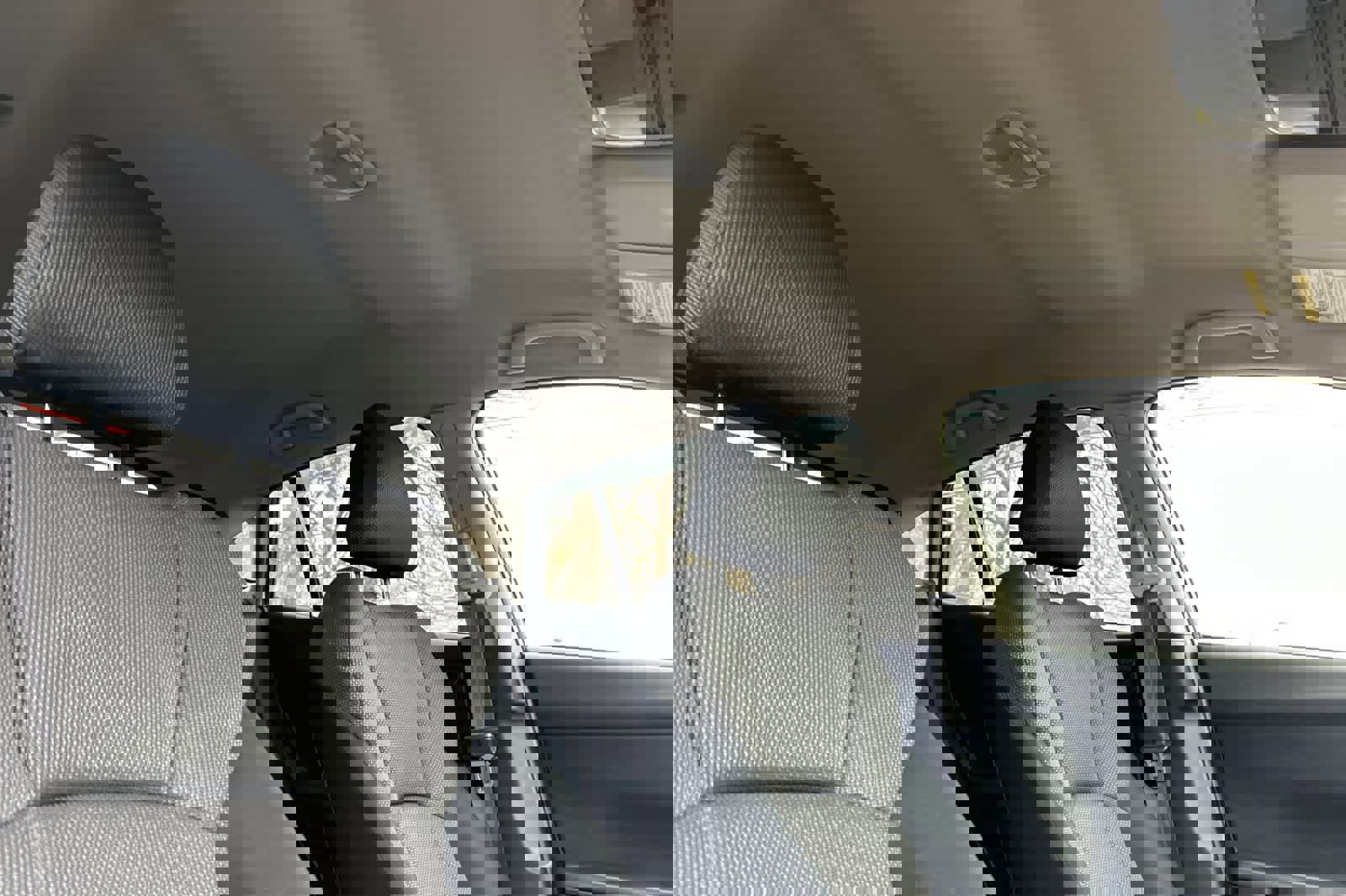 Used 2019 Subaru Crosstrek 2.0i w/ Eyesight System image 17