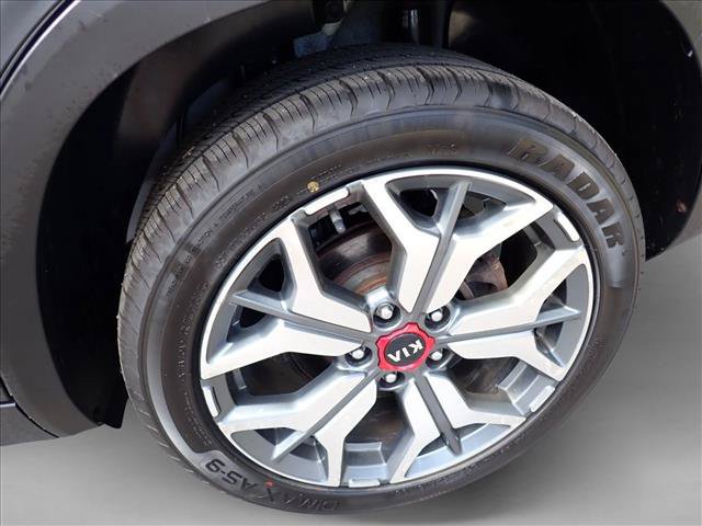 Used 2021 Kia Seltos SX w/ SX Sunroof Package AWD/4WD image 7