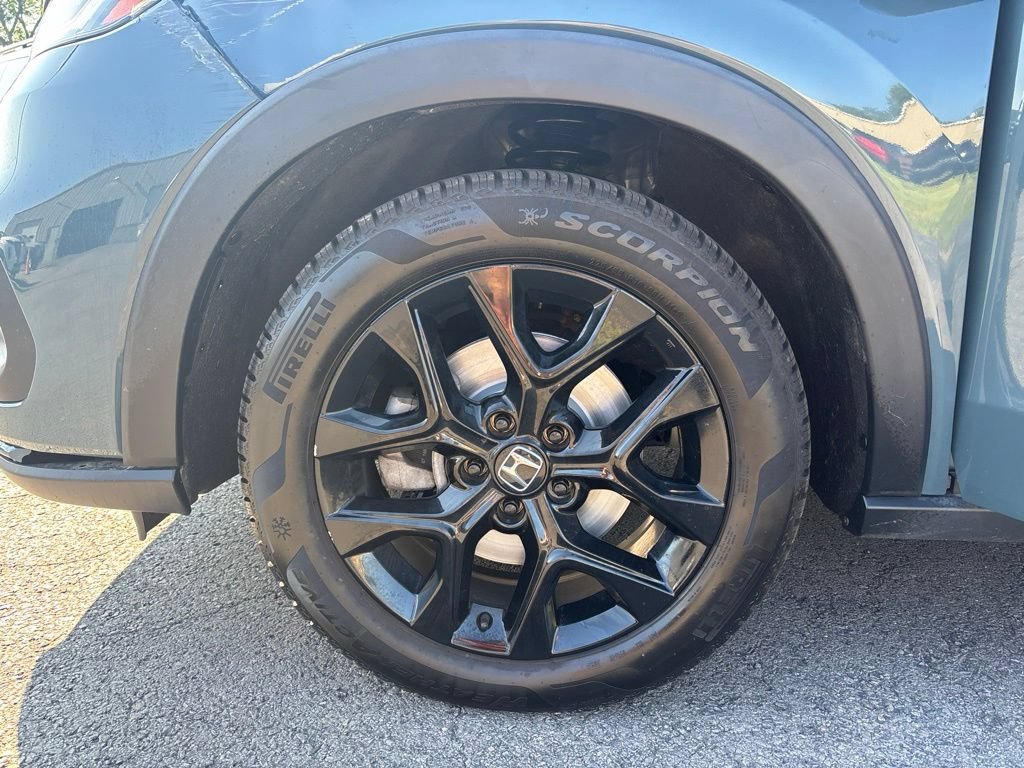 Used 2023 Honda HR-V Sport image 10