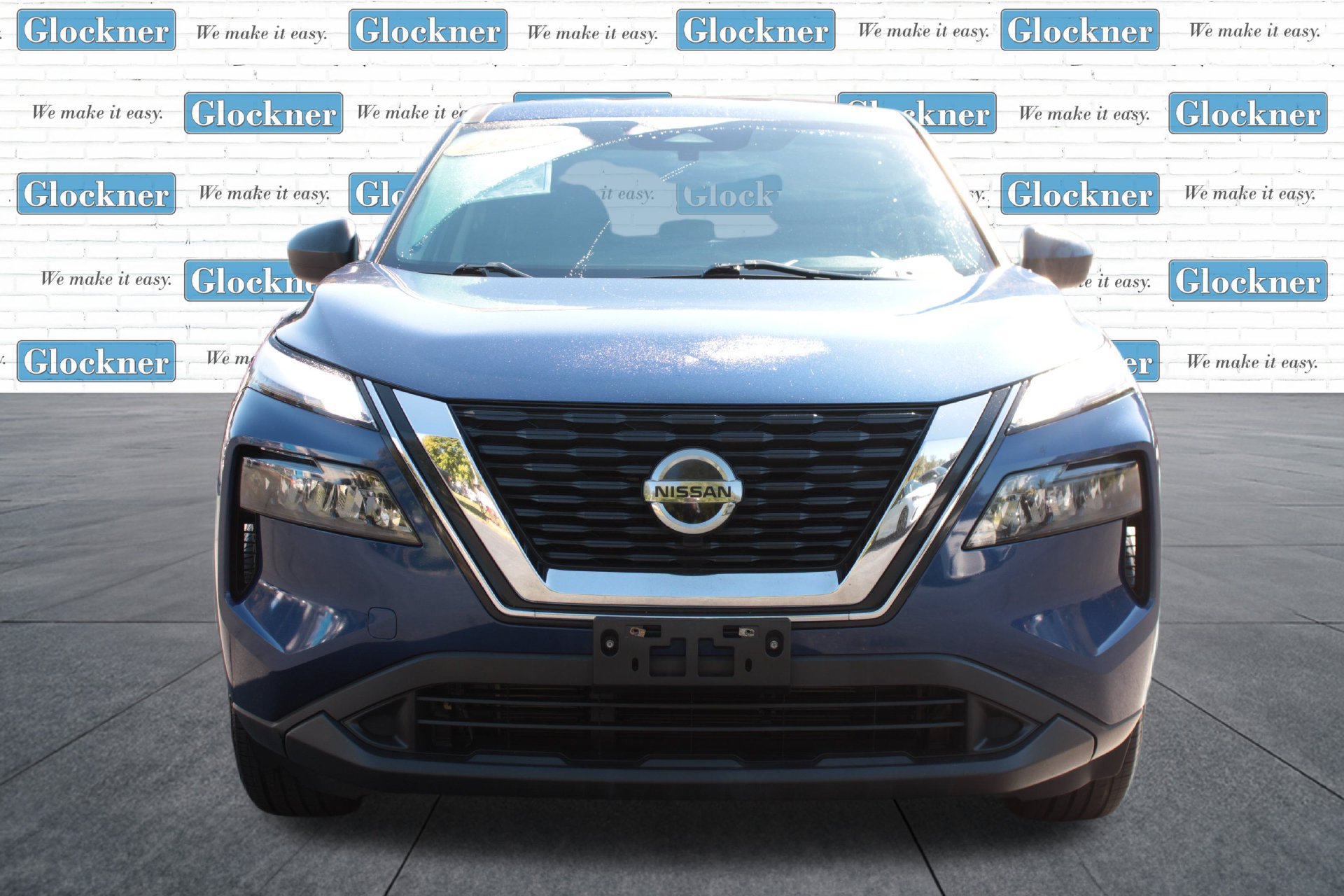 Used 2021 Nissan Rogue S AWD/4WD image 2