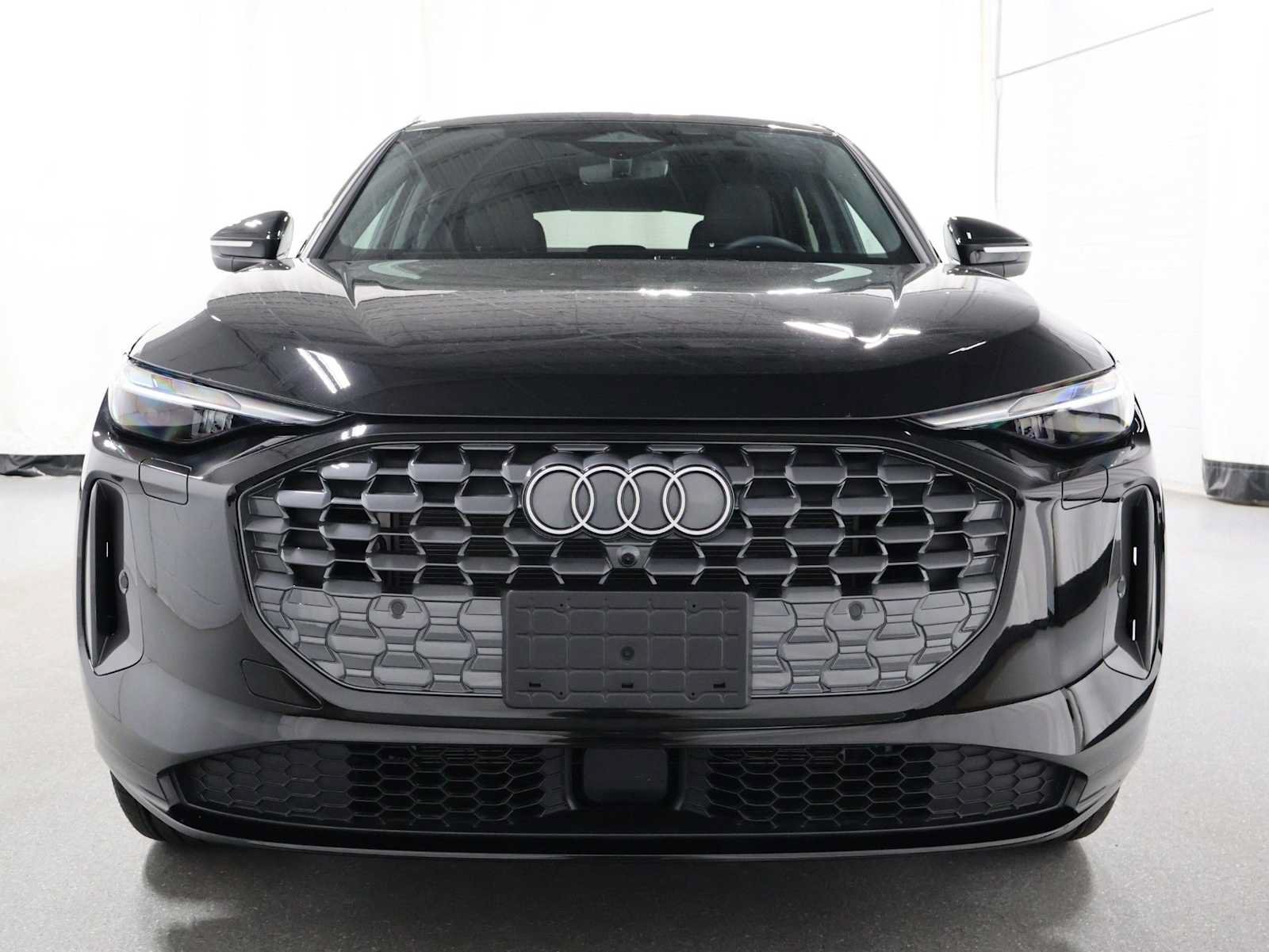 Certified 2025 Audi Q5 Premium w/ Convenience Package AWD/4WD image 14