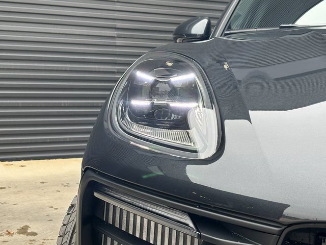 New 2026 Porsche Macan S AWD/4WD image 12