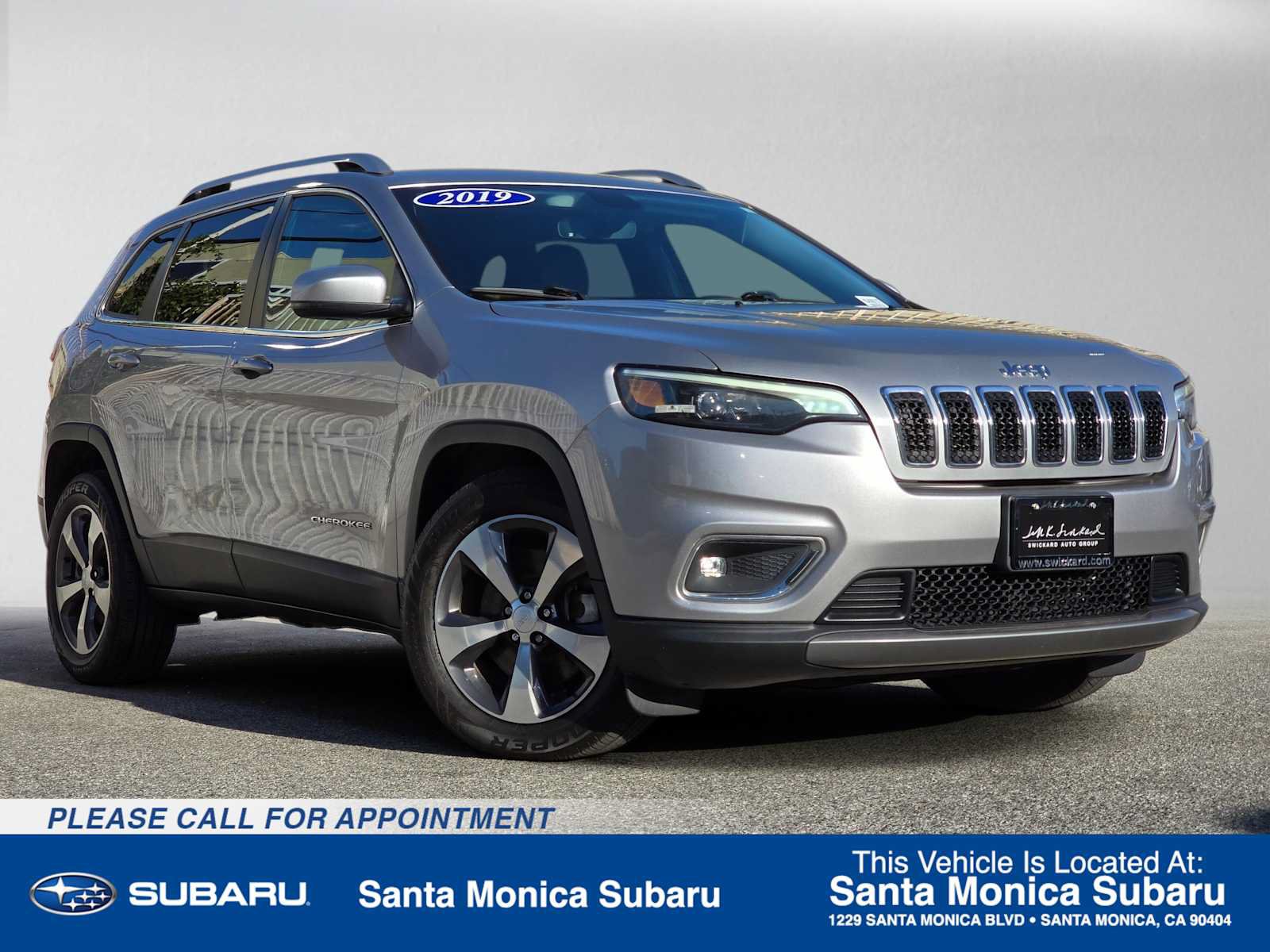 Used 2019 Jeep Cherokee Limited FWD image 1