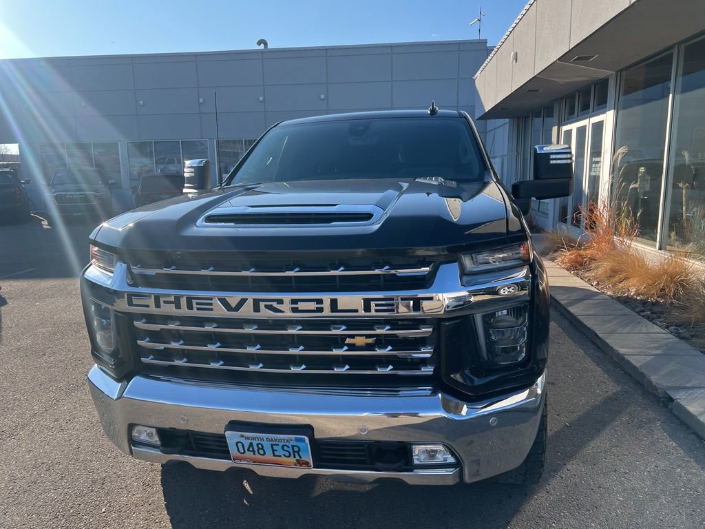 Used 2020 Chevrolet Silverado 3500 LTZ w/ LTZ Premium Package image 6
