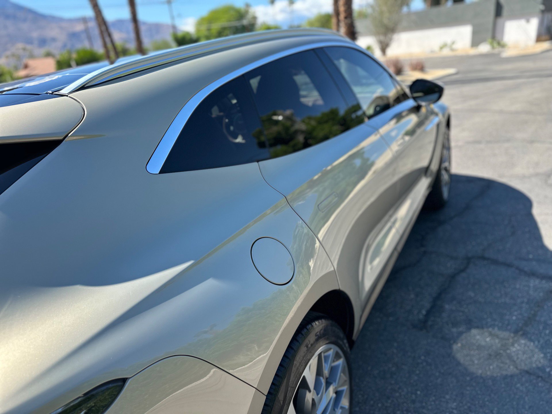 Used 2021 Aston Martin DBX AWD/4WD image 14