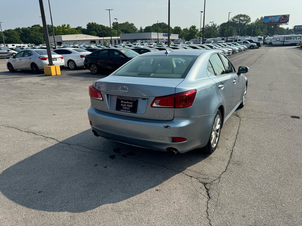 Used 2009 Lexus IS 250 RWD image 3