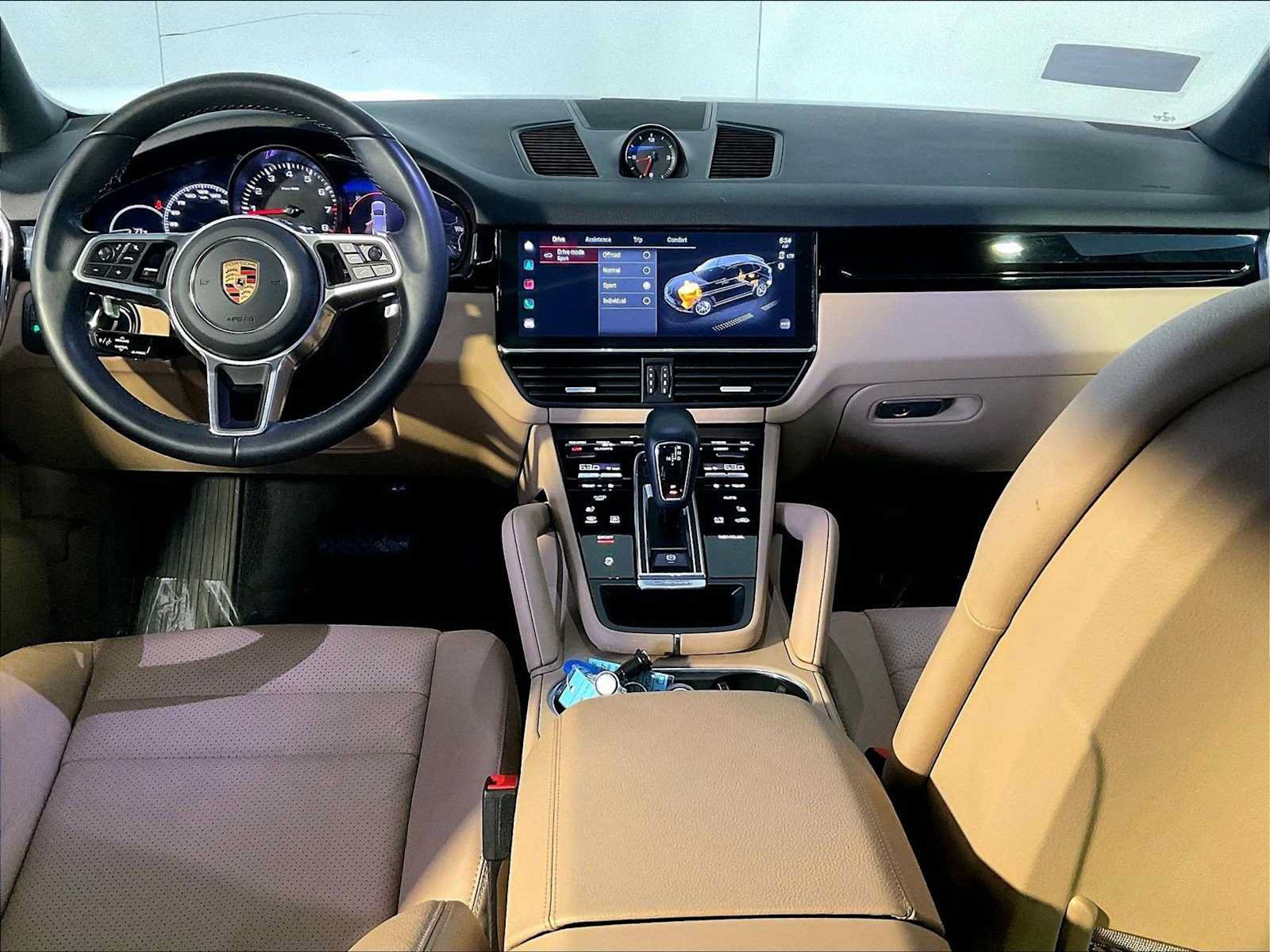 Certified 2022 Porsche Cayenne AWD/4WD image 14
