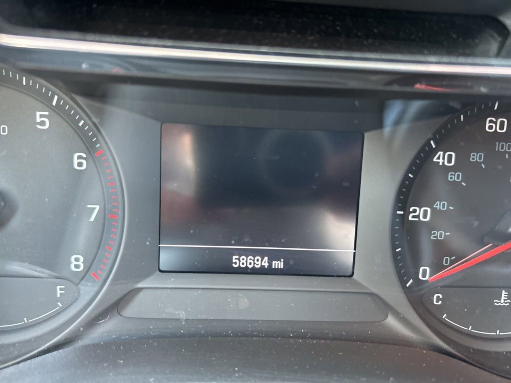 Used 2022 Chevrolet TrailBlazer LT w/ LPO, Blackout Package AWD/4WD image 16