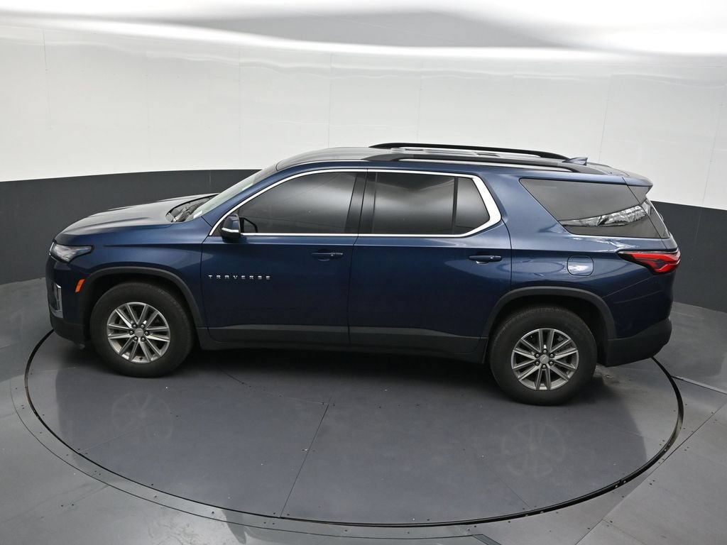 Used 2023 Chevrolet Traverse LT FWD image 17