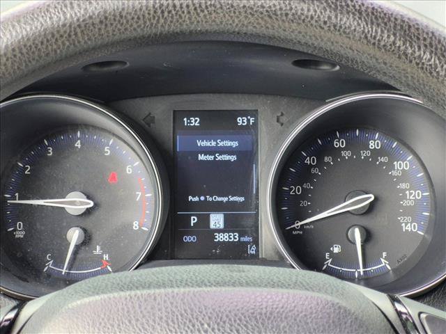 Used 2021 Toyota C-HR LE FWD image 11