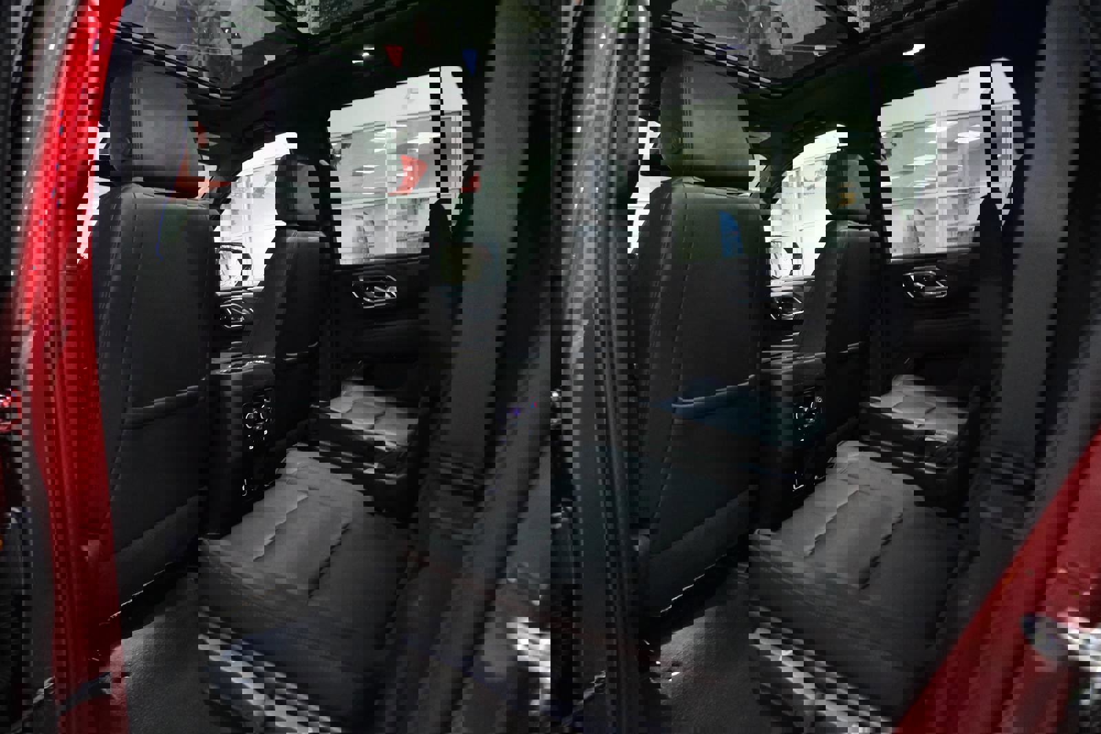 Used 2022 Chevrolet Tahoe RST w/ Luxury Package image 20