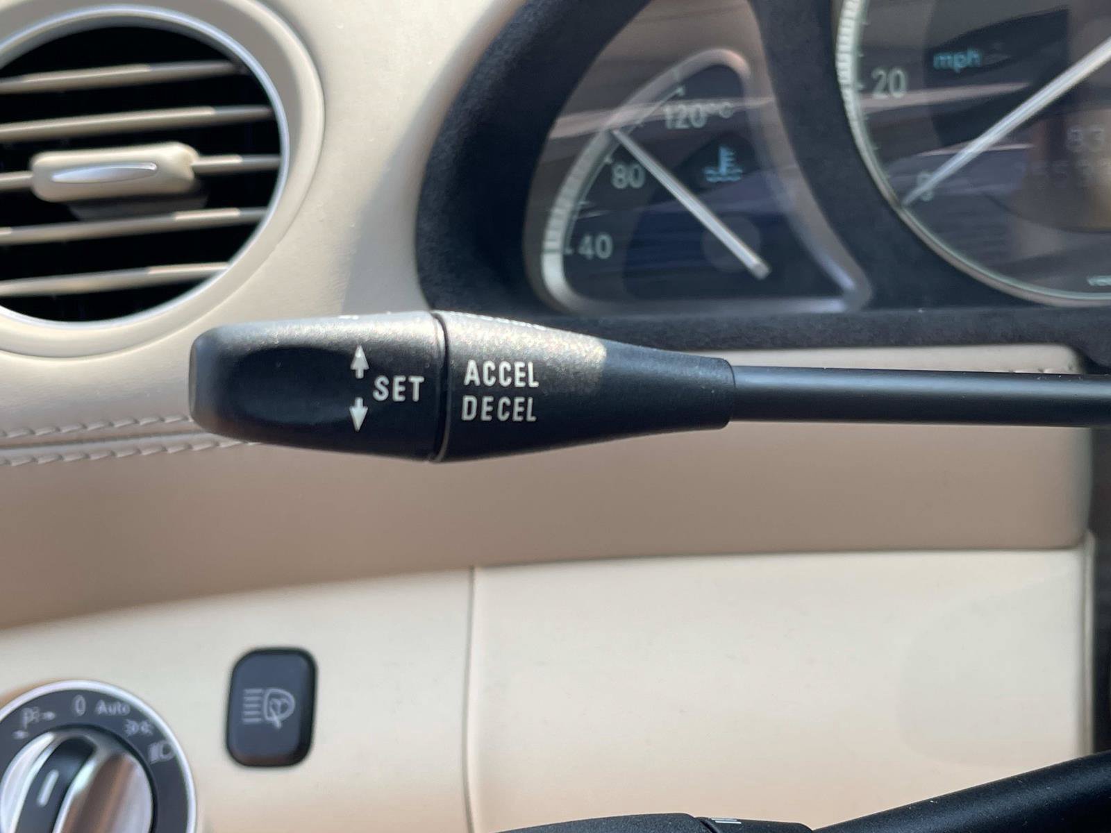 Used 2005 Mercedes-Benz SL 600 image 34