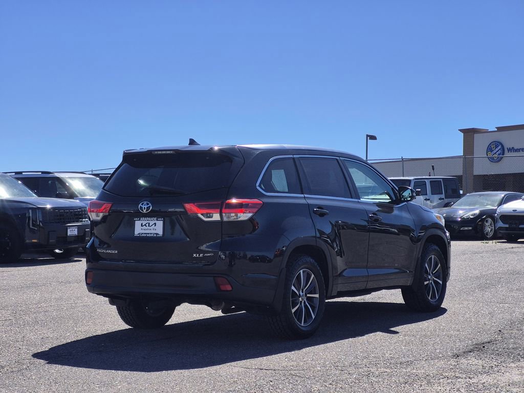 Used 2018 Toyota Highlander XLE image 6