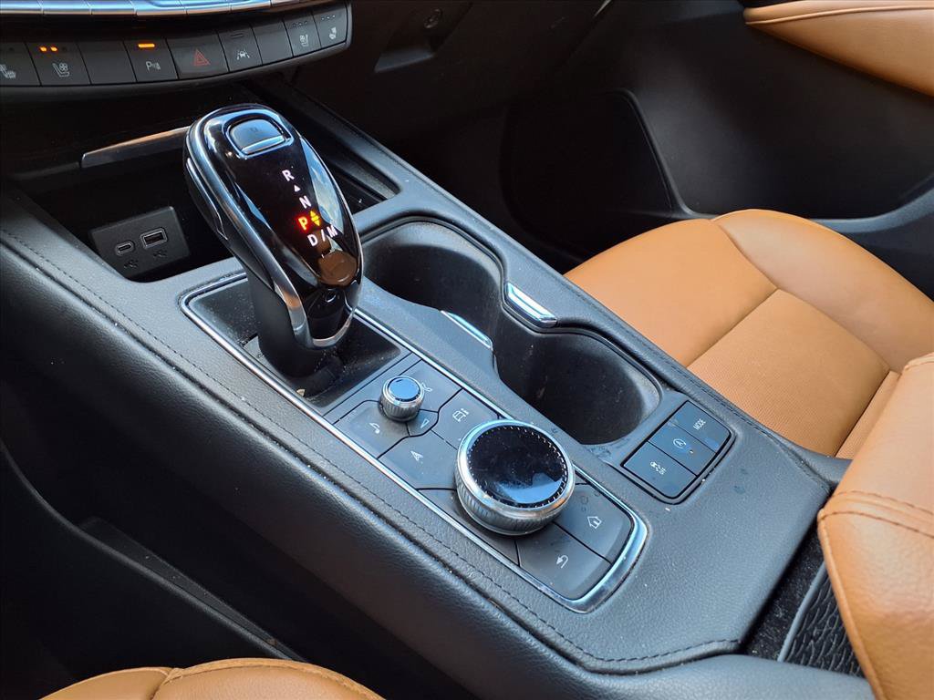 Used 2024 Cadillac XT4 Premium Luxury FWD image 15