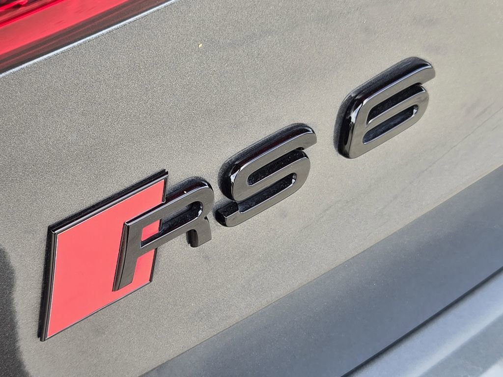 Used 2025 Audi RS 6 performance image 14
