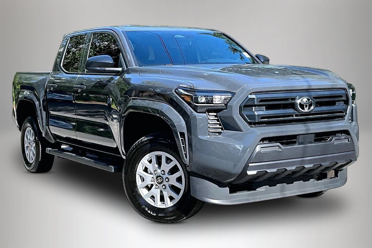 Used 2025 Toyota Tacoma SR AWD/4WD image 2