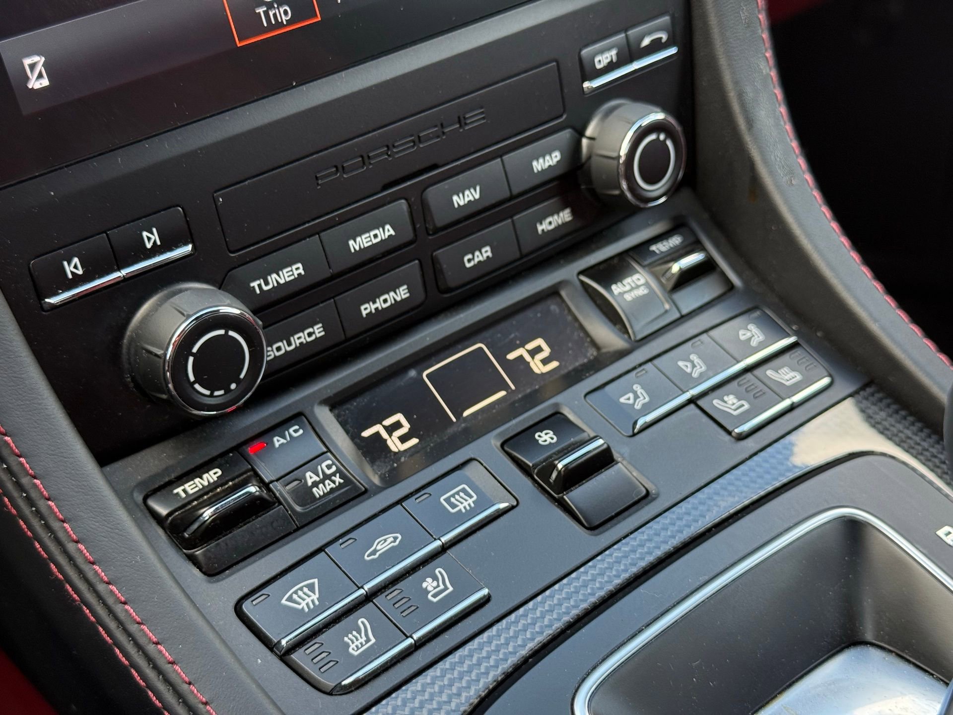 Certified 2024 Porsche 718 Boxster image 22